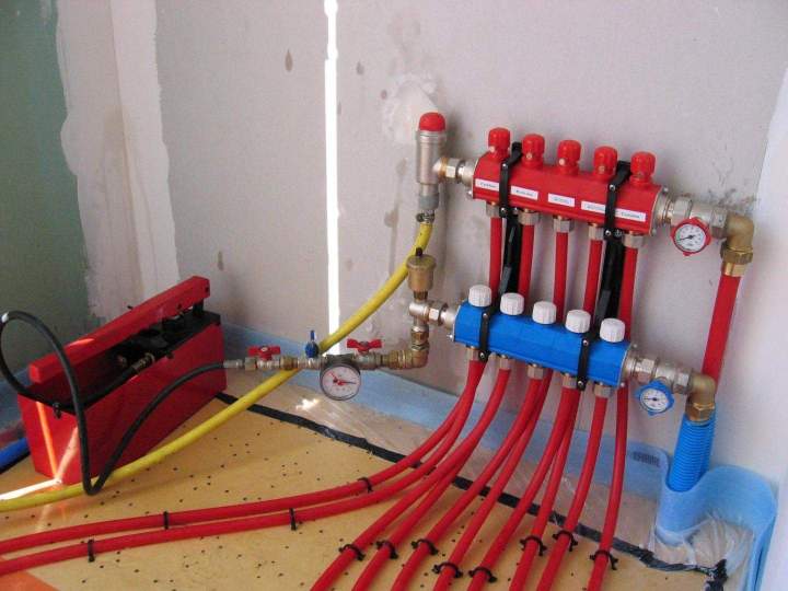 Raccordement chauffage au plancher chauffant Montpon-Ménestérol