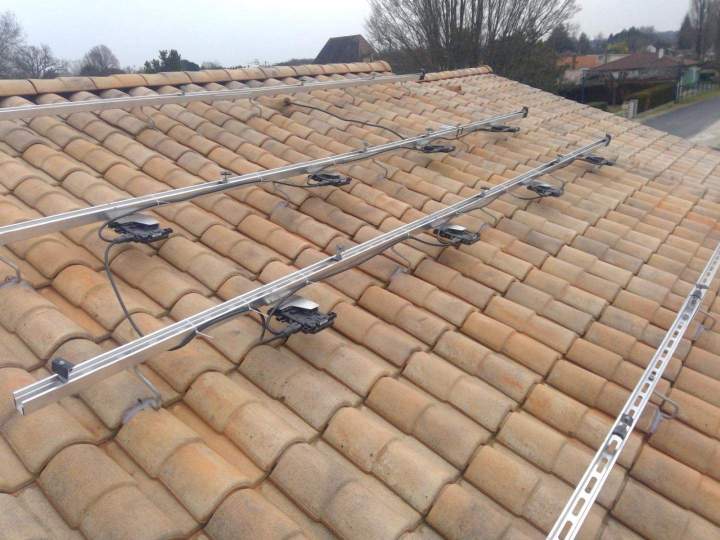 Dispositifs panneaux solaires Montpon-Ménestérol